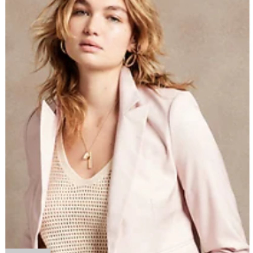 Banana Republic Textured Linen Suit